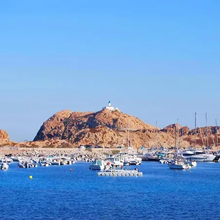 Chic Romantic Getaway In Rousse Daire *